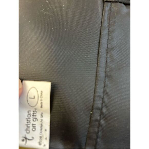 Christian Arts Gifts Bible bag animal print with cross  11x10" zipper - Picture 7 of 7